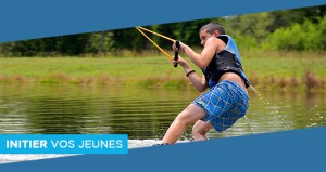 Idee Sortie Scolaire et Mini Camps : initiation au wakeboard et ski nautique en Loire-Atlantique